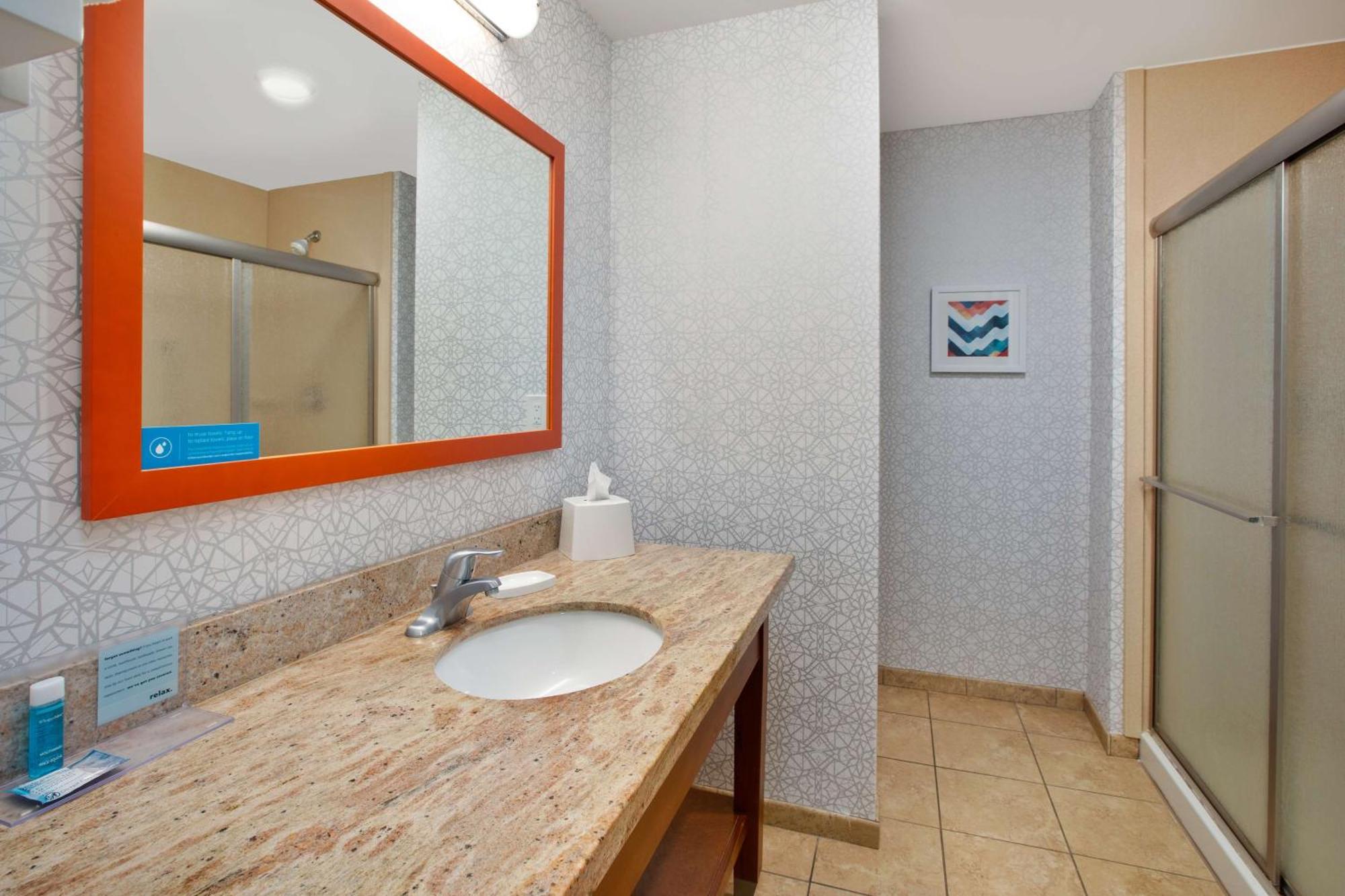 Hampton Inn Clinton Екстериор снимка
