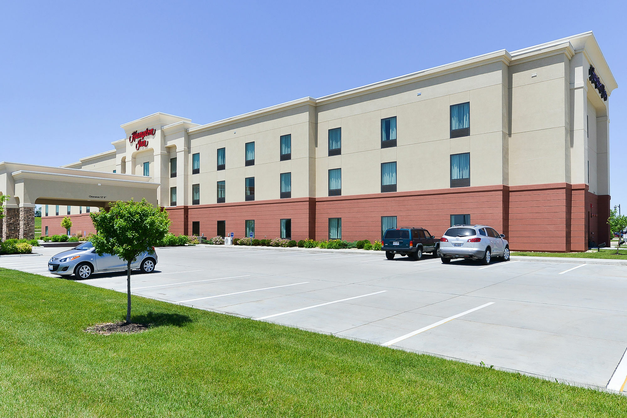 Hampton Inn Clinton Екстериор снимка